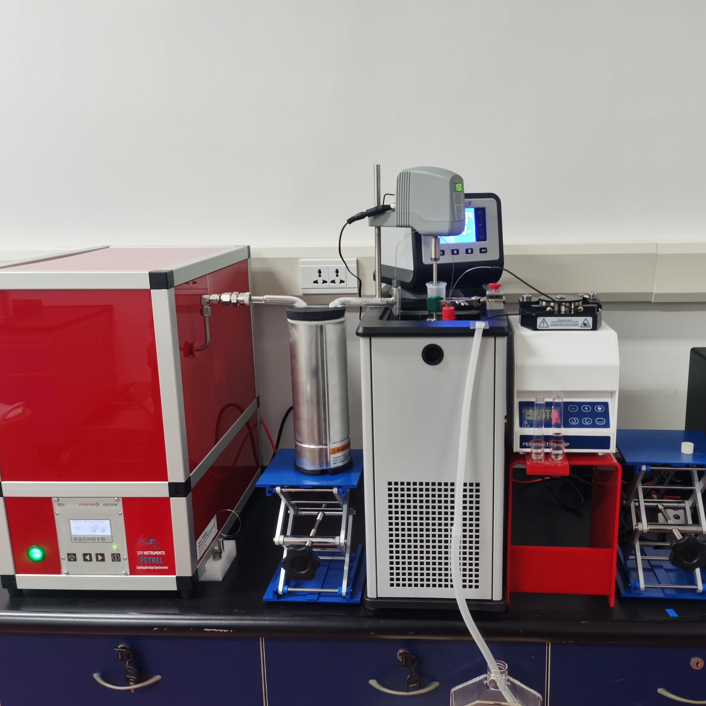 微量溶解气体质谱仪